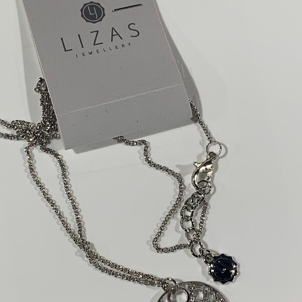 Liza's Jewelry Crystal Basket Necklace